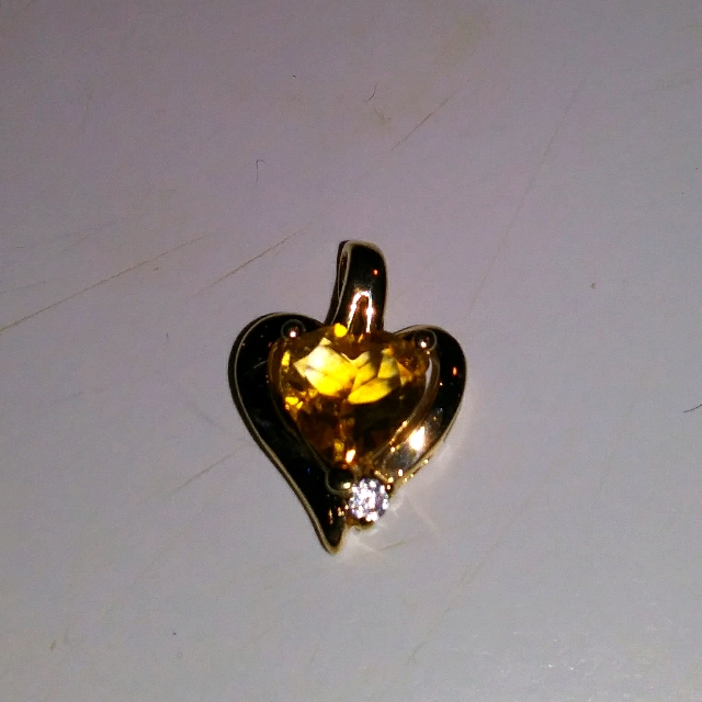 10kt Citrine And Cz Pendant